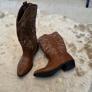 Just fab cowboy boots